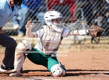 Thumbnail 3 in Lipan @ Santo photogallery.