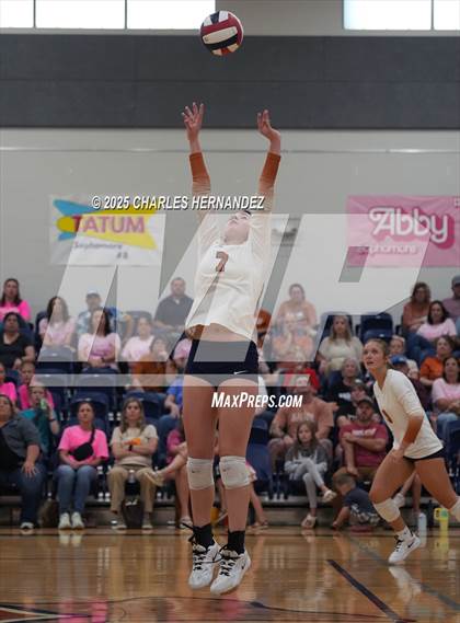 Thumbnail 1 in Bellville @ Caldwell photogallery.