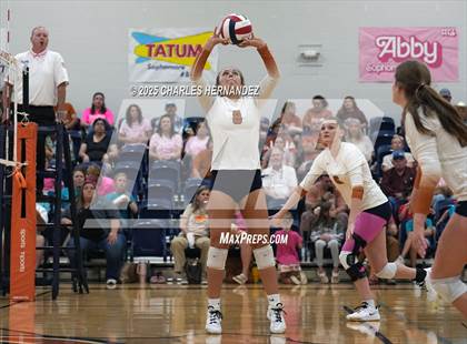 Thumbnail 3 in Bellville @ Caldwell photogallery.