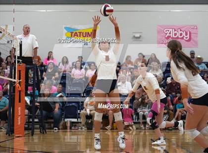 Thumbnail 1 in Bellville @ Caldwell photogallery.