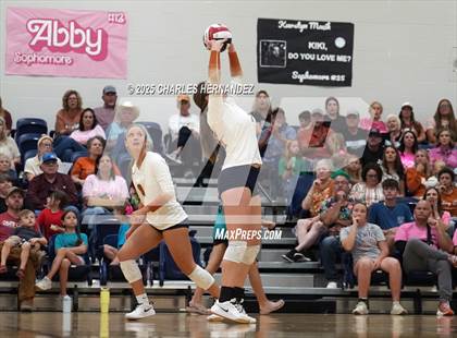 Thumbnail 3 in Bellville @ Caldwell photogallery.