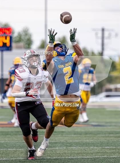 Thumbnail 3 in Grantsville vs San Juan photogallery.