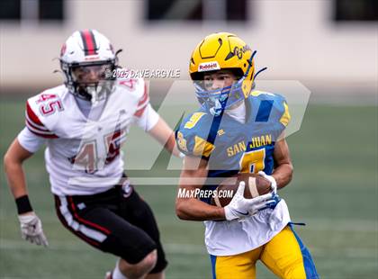 Thumbnail 1 in Grantsville vs San Juan photogallery.