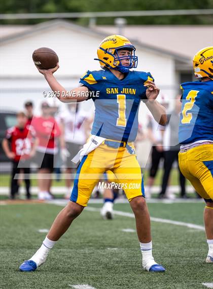 Thumbnail 1 in Grantsville vs San Juan photogallery.