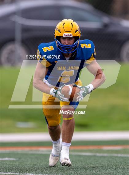 Thumbnail 3 in Grantsville vs San Juan photogallery.