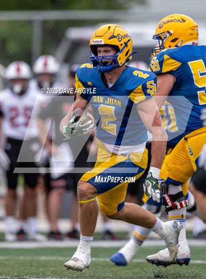 Thumbnail 2 in Grantsville vs San Juan photogallery.