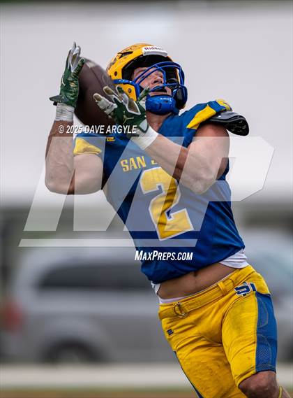 Thumbnail 2 in Grantsville vs San Juan photogallery.