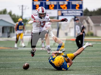 Thumbnail 1 in Grantsville vs San Juan photogallery.