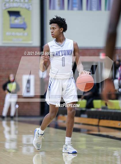 Thumbnail 1 in Lee's Summit West vs Raytown (Summit Grill Shootout) photogallery.