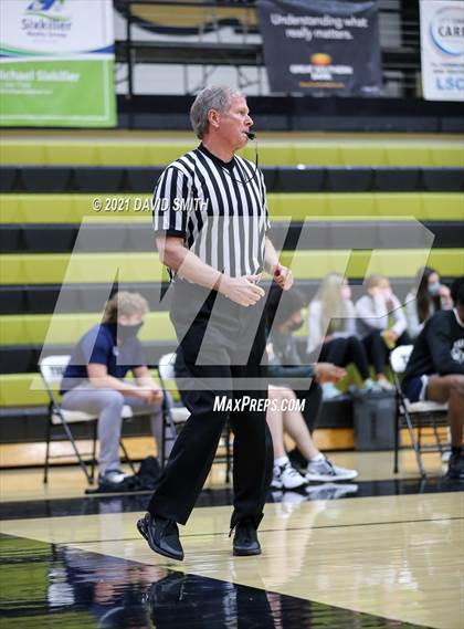 Thumbnail 2 in Lee's Summit West vs Raytown (Summit Grill Shootout) photogallery.