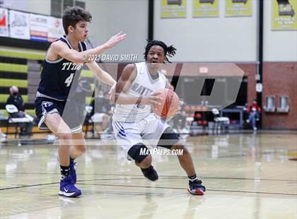 Thumbnail 2 in Lee's Summit West vs Raytown (Summit Grill Shootout) photogallery.