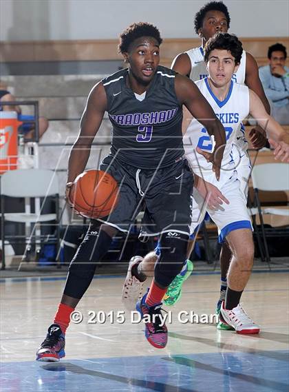 Thumbnail 1 in Bradshaw Christian @ North Hollywood (MaxPreps Holiday Classic) photogallery.
