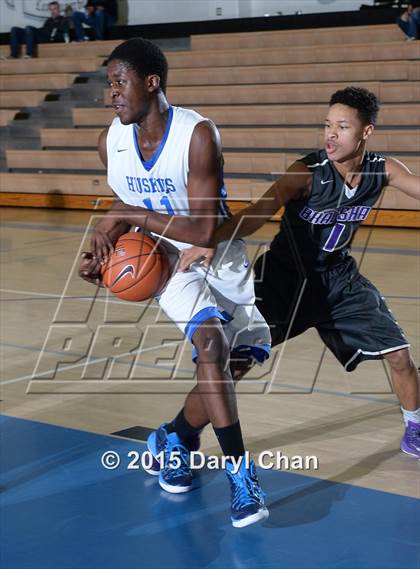 Thumbnail 2 in Bradshaw Christian @ North Hollywood (MaxPreps Holiday Classic) photogallery.
