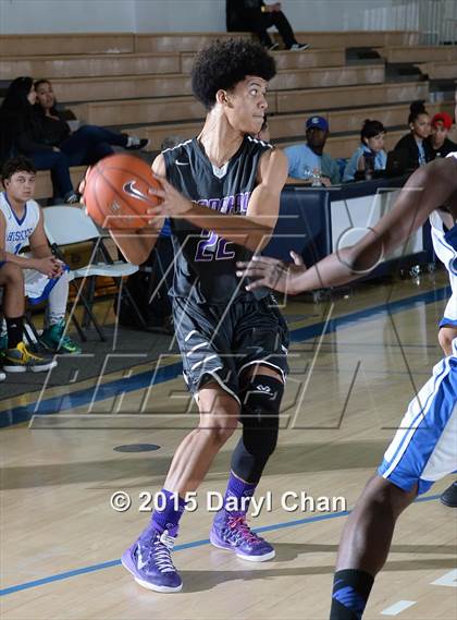 Thumbnail 1 in Bradshaw Christian @ North Hollywood (MaxPreps Holiday Classic) photogallery.