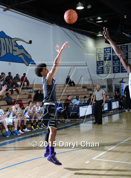 Thumbnail 2 in Bradshaw Christian @ North Hollywood (MaxPreps Holiday Classic) photogallery.