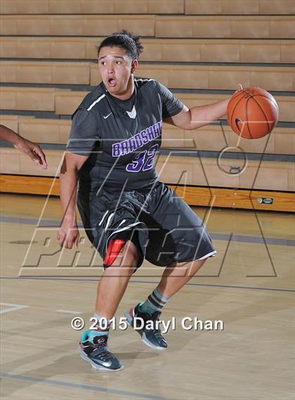 Thumbnail 2 in Bradshaw Christian @ North Hollywood (MaxPreps Holiday Classic) photogallery.