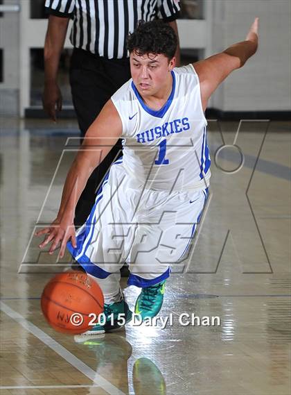 Thumbnail 3 in Bradshaw Christian @ North Hollywood (MaxPreps Holiday Classic) photogallery.