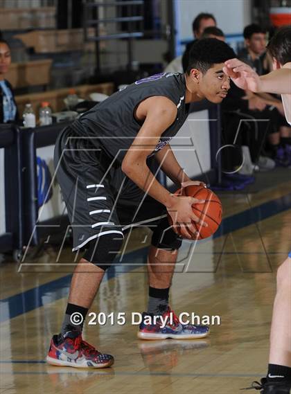 Thumbnail 2 in Bradshaw Christian @ North Hollywood (MaxPreps Holiday Classic) photogallery.