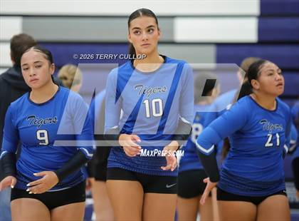 Thumbnail 2 in JV: Orem @ Corner Canyon photogallery.