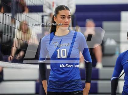 Thumbnail 1 in JV: Orem @ Corner Canyon photogallery.