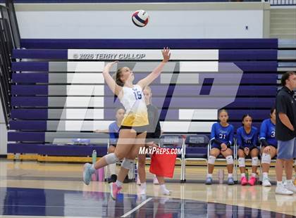 Thumbnail 3 in JV: Orem @ Corner Canyon photogallery.