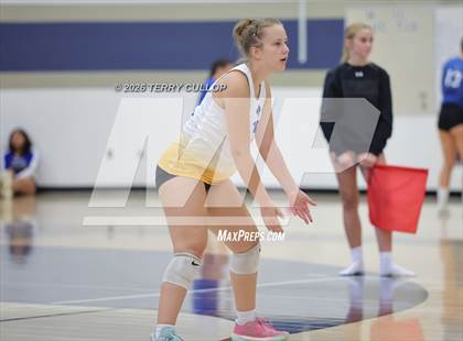Thumbnail 2 in JV: Orem @ Corner Canyon photogallery.