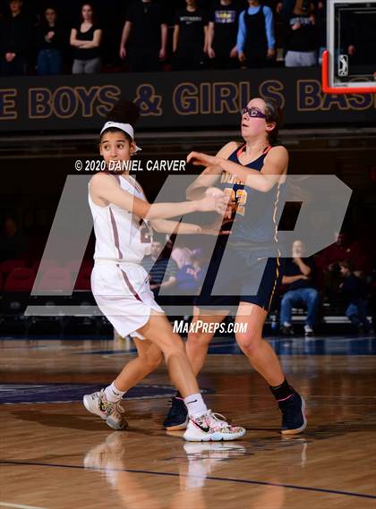 Thumbnail 3 in Our Lady of Lourdes vs. Arlington (Section 1 Class AA Semifinal) photogallery.