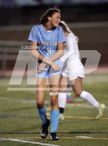 Thumbnail 1 in Lake Braddock @ Yorktown photogallery.