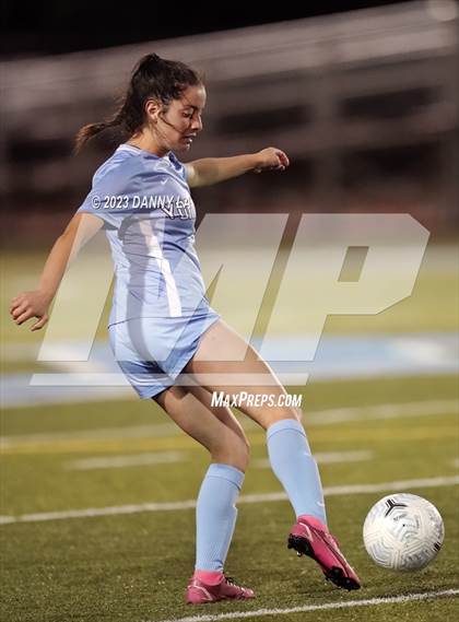 Thumbnail 3 in Lake Braddock @ Yorktown photogallery.