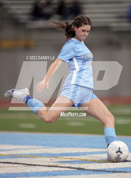 Thumbnail 3 in Lake Braddock @ Yorktown photogallery.