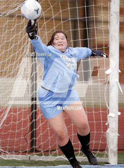 Thumbnail 3 in Lake Braddock @ Yorktown photogallery.