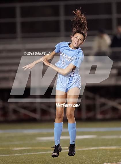 Thumbnail 2 in Lake Braddock @ Yorktown photogallery.