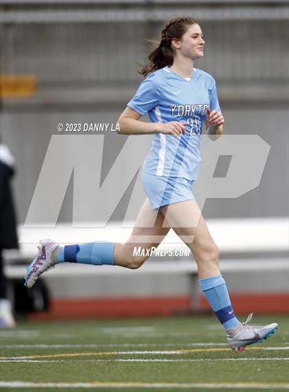 Thumbnail 2 in Lake Braddock @ Yorktown photogallery.