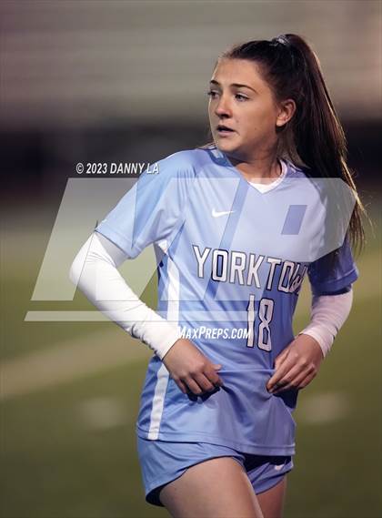 Thumbnail 1 in Lake Braddock @ Yorktown photogallery.