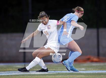Thumbnail 1 in Lake Braddock @ Yorktown photogallery.