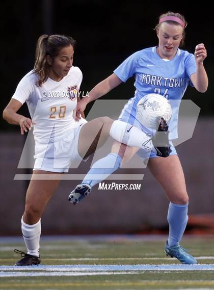 Thumbnail 3 in Lake Braddock @ Yorktown photogallery.