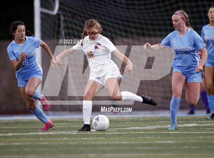 Thumbnail 1 in Lake Braddock @ Yorktown photogallery.