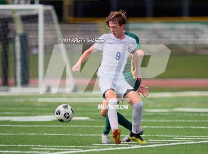 Thumbnail 2 in Wake Forest vs. Cardinal Gibbons photogallery.