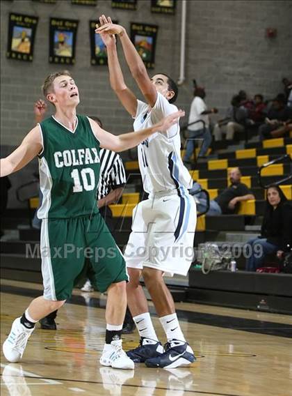 Thumbnail 1 in Oakmont vs Colfax (Common Good Classic) photogallery.