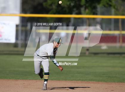Thumbnail 1 in Live Oak @ Westmont photogallery.