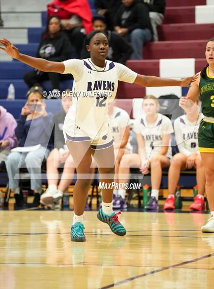 Thumbnail 1 in Pueblo County vs Denver South (Dakota Ridge Varsity Tournament) photogallery.