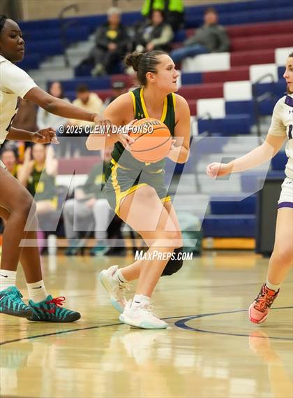 Thumbnail 2 in Pueblo County vs Denver South (Dakota Ridge Varsity Tournament) photogallery.