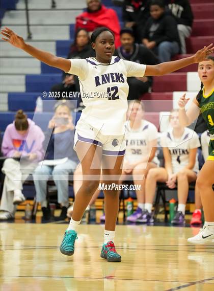 Thumbnail 2 in Pueblo County vs Denver South (Dakota Ridge Varsity Tournament) photogallery.
