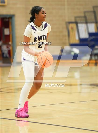 Thumbnail 1 in Pueblo County vs Denver South (Dakota Ridge Varsity Tournament) photogallery.