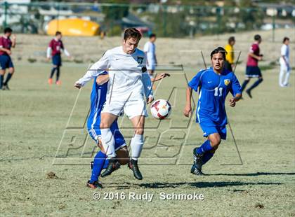 Thumbnail 1 in San Pasqual vs De La Salle photogallery.