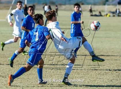 Thumbnail 3 in San Pasqual vs De La Salle photogallery.