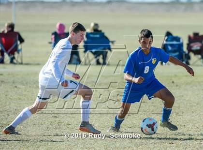 Thumbnail 3 in San Pasqual vs De La Salle photogallery.