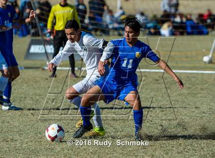Thumbnail 2 in San Pasqual vs De La Salle photogallery.
