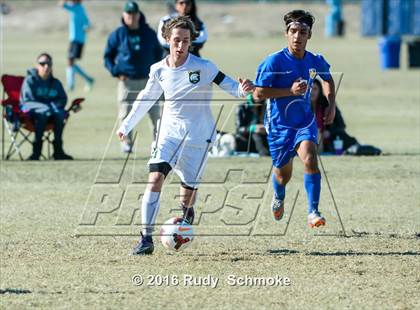 Thumbnail 1 in San Pasqual vs De La Salle photogallery.