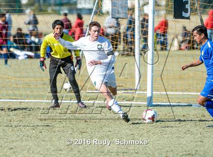 Thumbnail 2 in San Pasqual vs De La Salle photogallery.